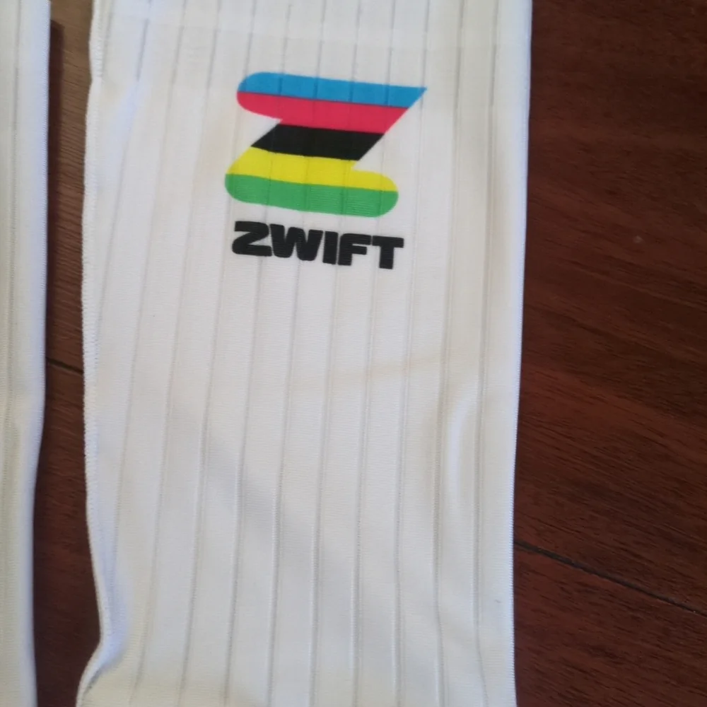 Zwift Aero Cycling White Rainbow Socks EU 37-40 unisex